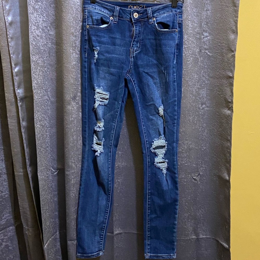 High Rise Distressed Blue Denim Jegging